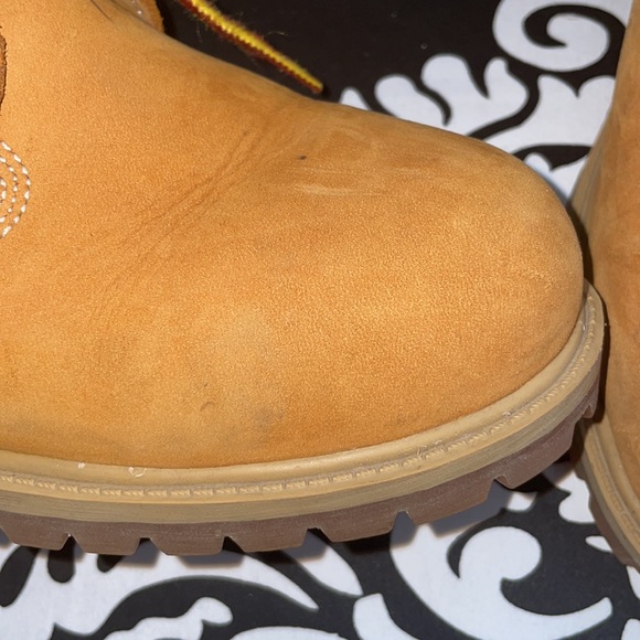 Timberland 6 inch Premium “wheat” boot - Picture 11 of 17